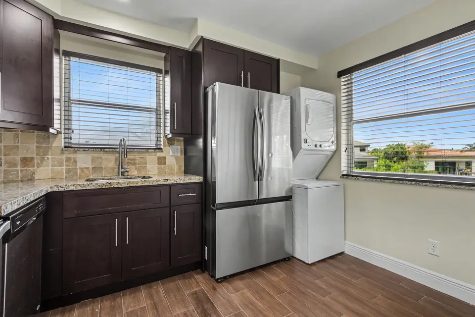 1250 SW 113th Terrace 204, Pembroke Pines, FL 33025 Pembroke Pines