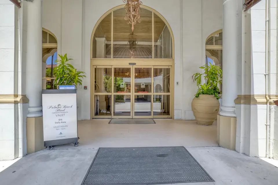 235 Sunrise Avenue, Palm Beach, FL 33480 Palm Beach