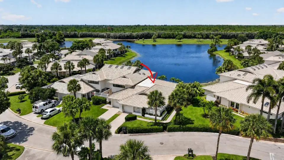 5632 SE Foxcross Place, Stuart, FL 34997 Stuart