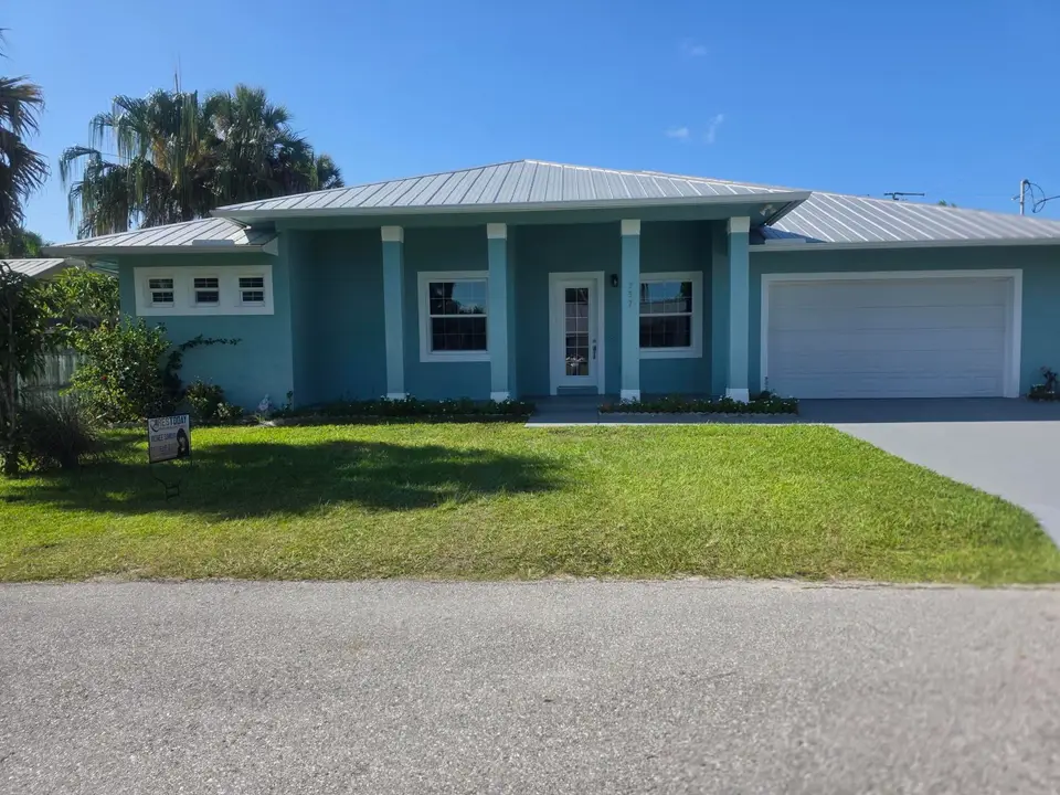 757 SW 36th Terrace, Palm City, FL 34990 Palm City