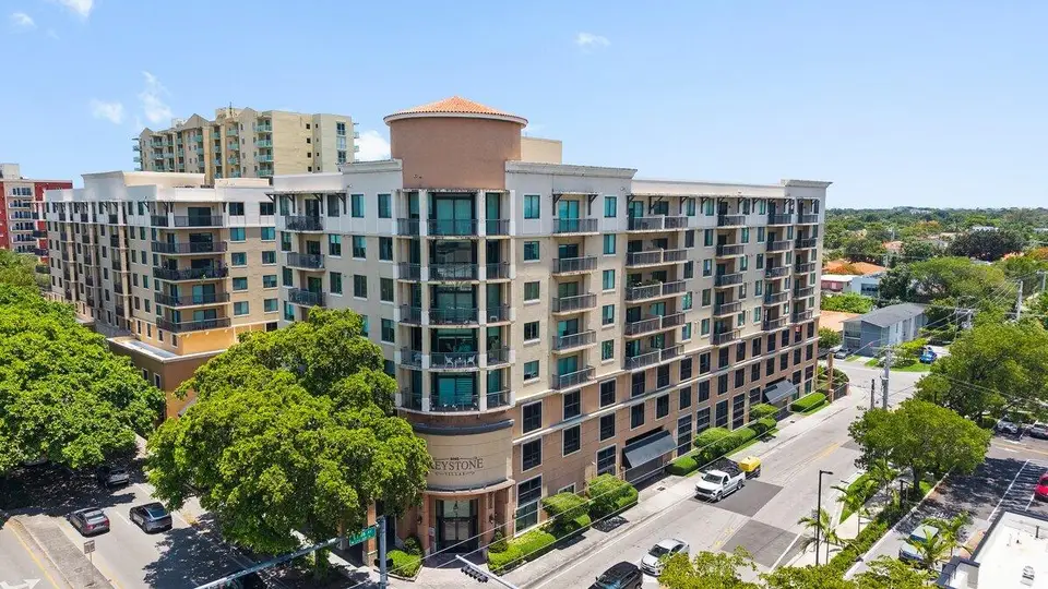 3590 Coral Way #502, Miami, FL 33145 Miami
