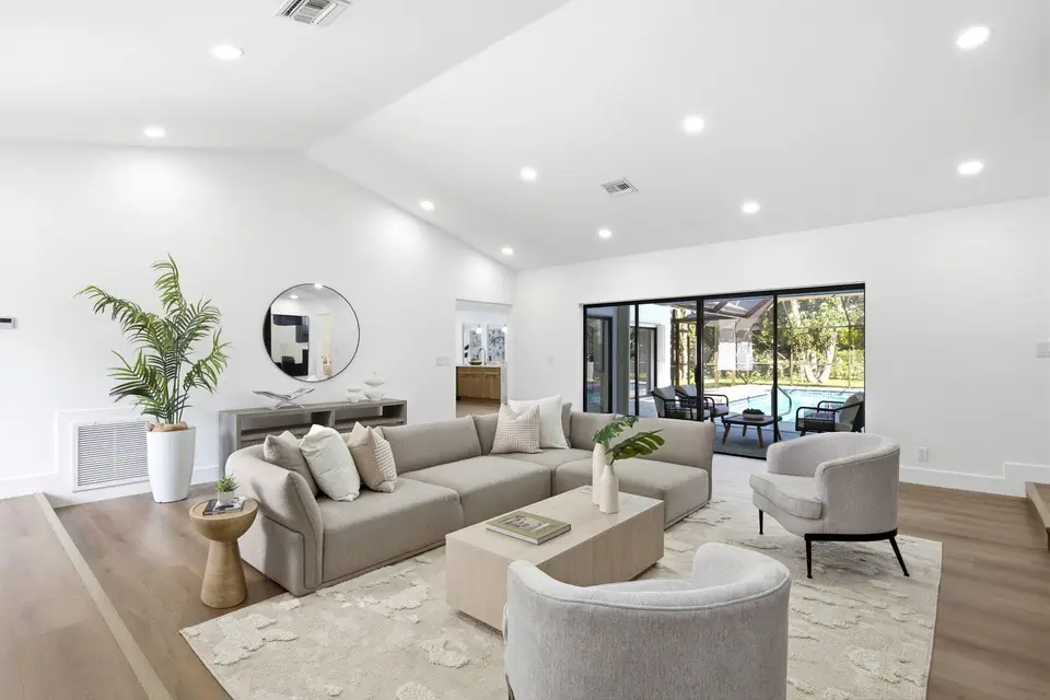8899 NW 47th Drive, Coral Springs, FL 33067 Coral Springs