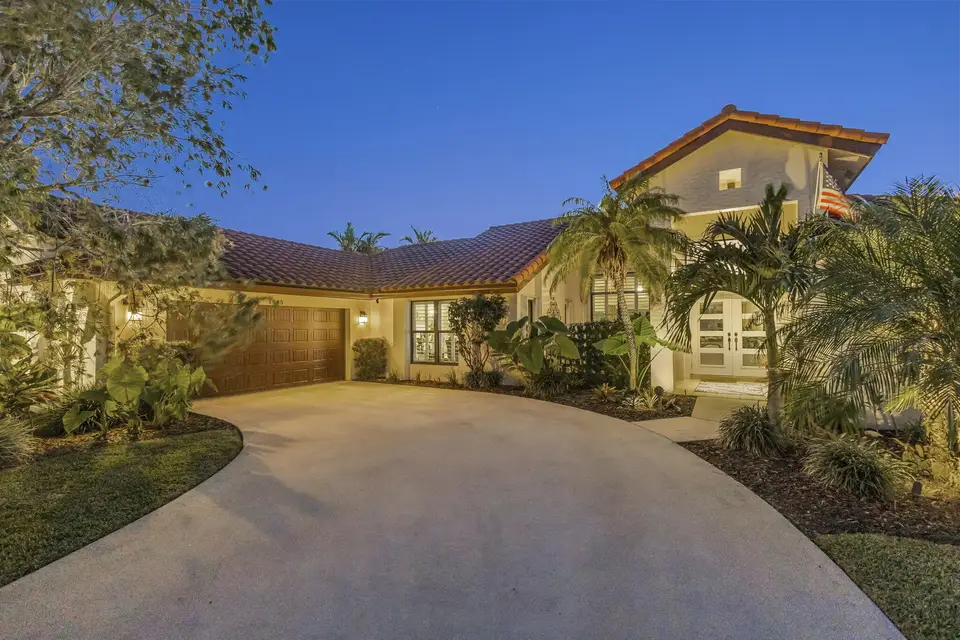 1945 Lynton Circle, Wellington, FL 33414 Wellington