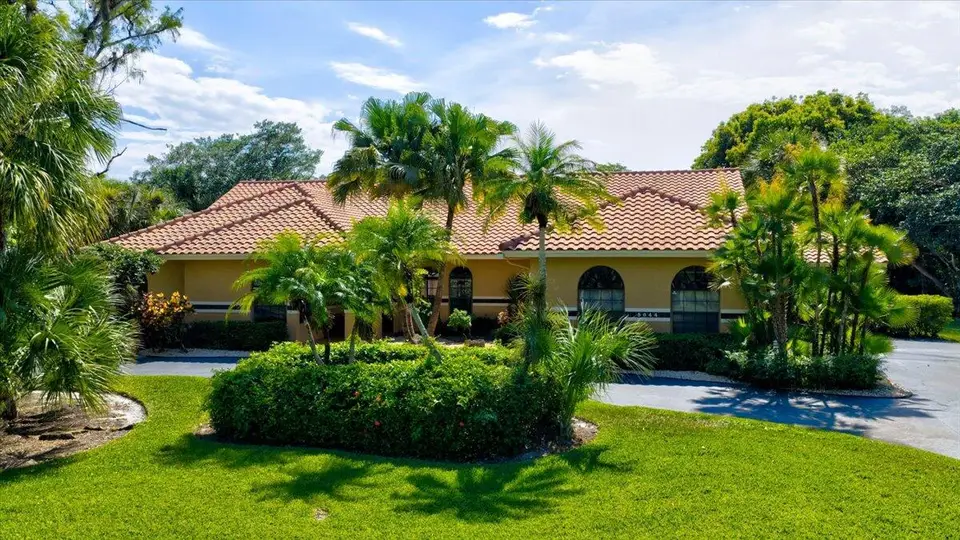5044 NW 81st Avenue, Coral Springs, FL 33067 Coral Springs