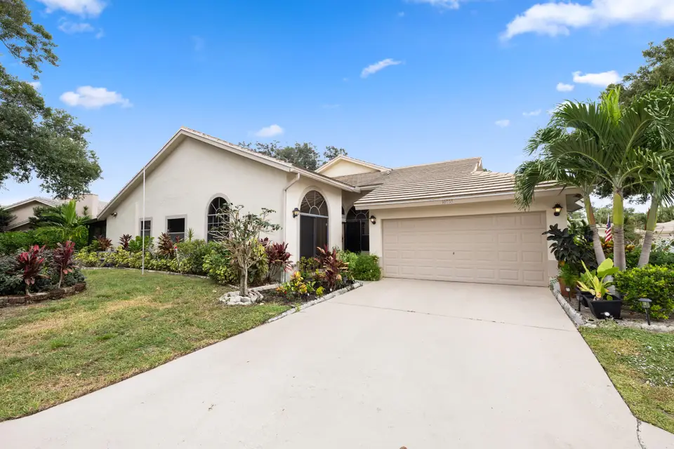 10933 Stafford Circle S, Boynton Beach, FL 33436 Boynton Beach