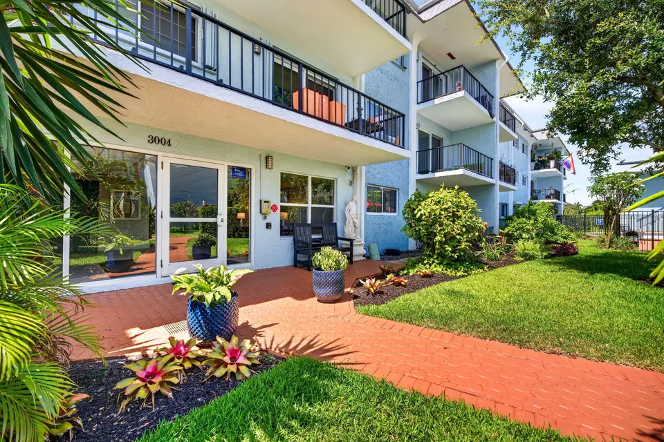 3004 NE 5th Terrace 216-c, Wilton Manors, FL 33334 Wilton Manors