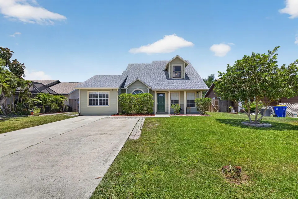 5919 SE Pine Drive, Stuart, FL 34997 Stuart