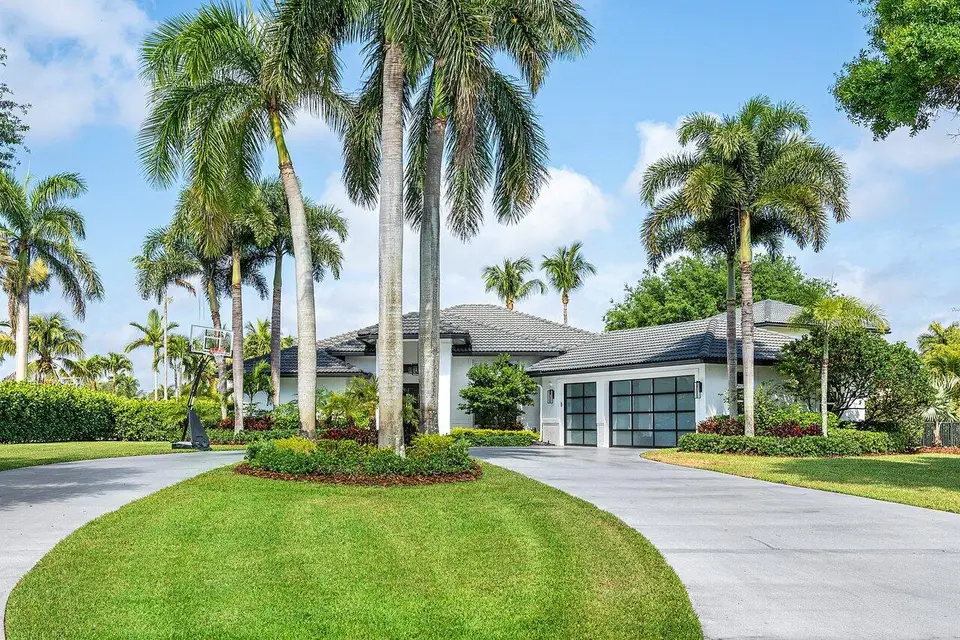 8331 Sawpine Road, Delray Beach, FL 33446 Delray Beach