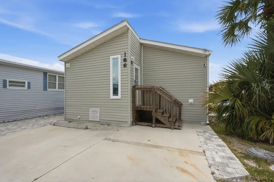 166 Nettles Boulevard, Jensen Beach, FL 34957 Jensen Beach