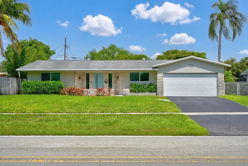 641 NW 43rd Avenue, Coconut Creek, FL 33066 Coconut Creek