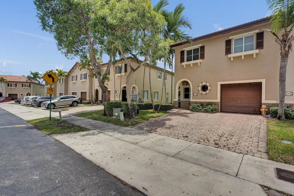22256 SW 89th Court, Cutler Bay, FL 33190 Cutler Bay