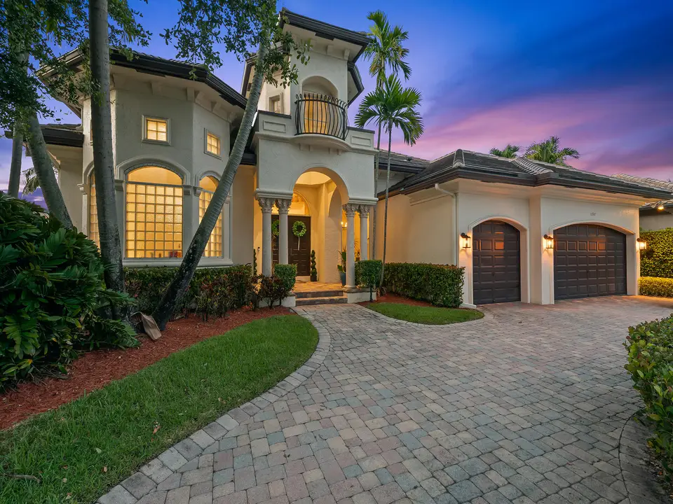 10787 Blue Palm Street, Plantation, FL 33324 Plantation