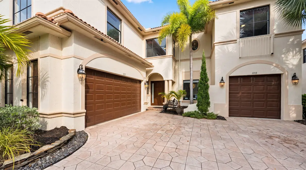 01-1215 Creekside Dr