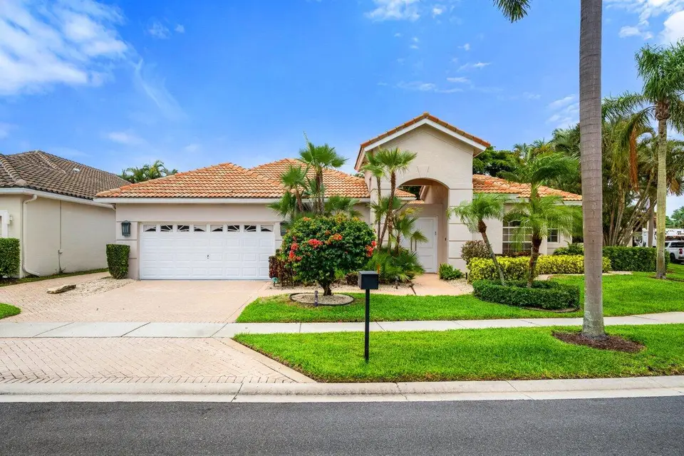 5785 Regency Circle E, Boca Raton, FL 33496 Boca Raton