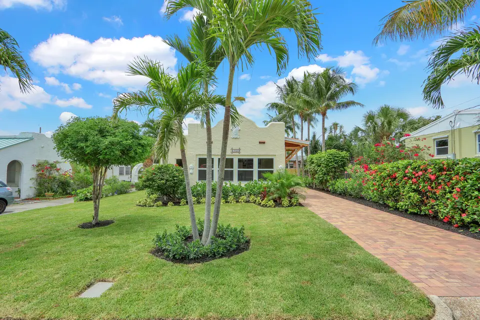 842 Selkirk Street, West Palm Beach, FL 33405 West Palm Beach