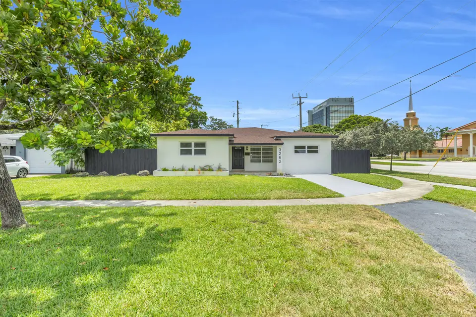 3262 Pierce Street, Hollywood, FL 33021 Hollywood