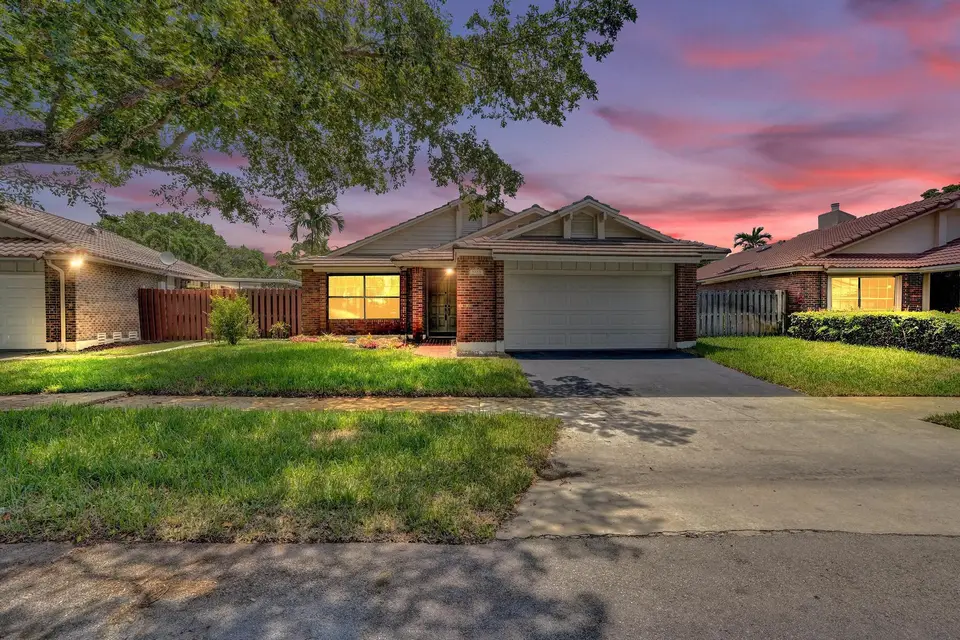 3375 W Point Drive, Cooper City, FL 33026 Cooper City