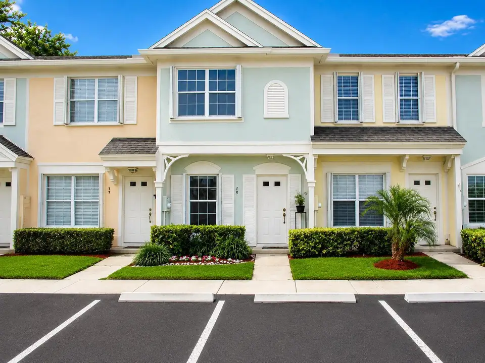 75 Whitehead Circle 75, Weston, FL 33326 Weston