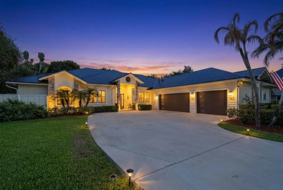 1024 SW Catalina Street, Palm City, FL 34990 Palm City