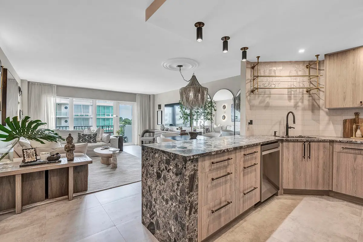 Kitchen/living room