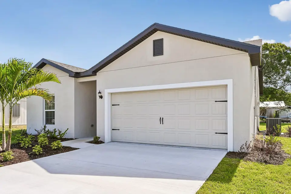 5200 Hickory Drive, Fort Pierce, FL 34982 Fort Pierce
