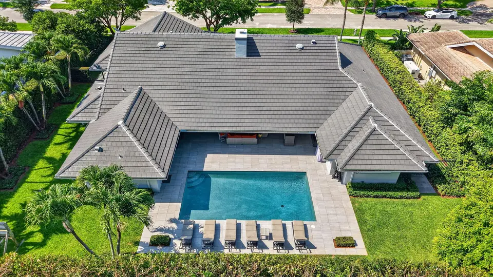3245 St James Drive, Boca Raton, FL 33434 Boca Raton