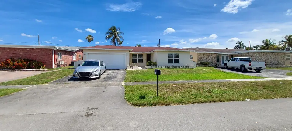11351 NW 40th Place, Sunrise, FL 33323 Sunrise