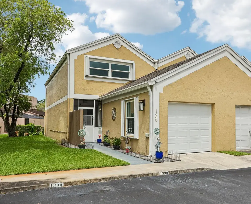 1330 NW 123rd Avenue, Pembroke Pines, FL 33026 Pembroke Pines