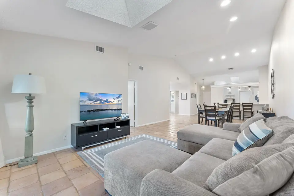 5861 Sunswept Lane B, Boynton Beach, FL 33437 Boynton Beach