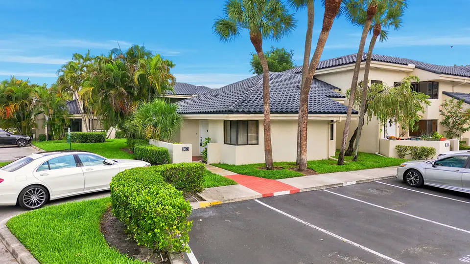 8073 NW 15th Manor 8073, Plantation, FL 33322 Plantation