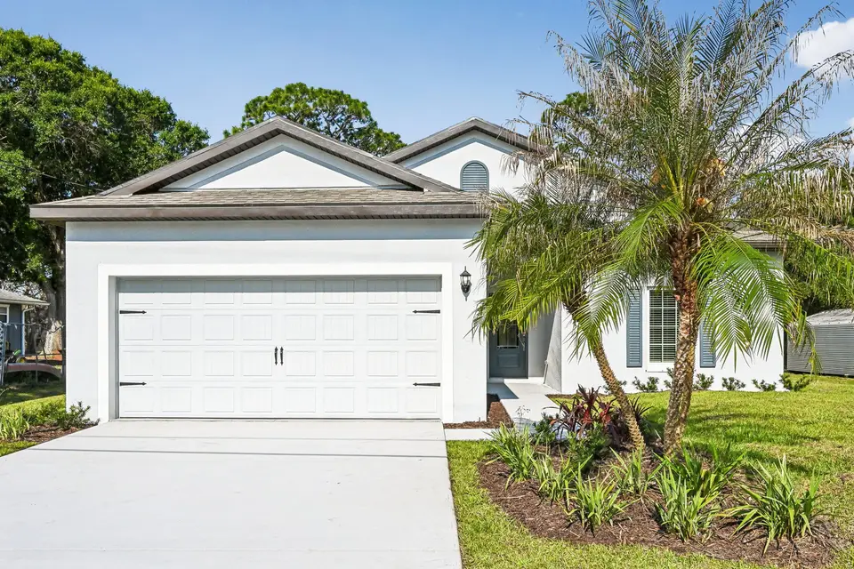 5901 Raintree Trail, Fort Pierce, FL 34982 Fort Pierce