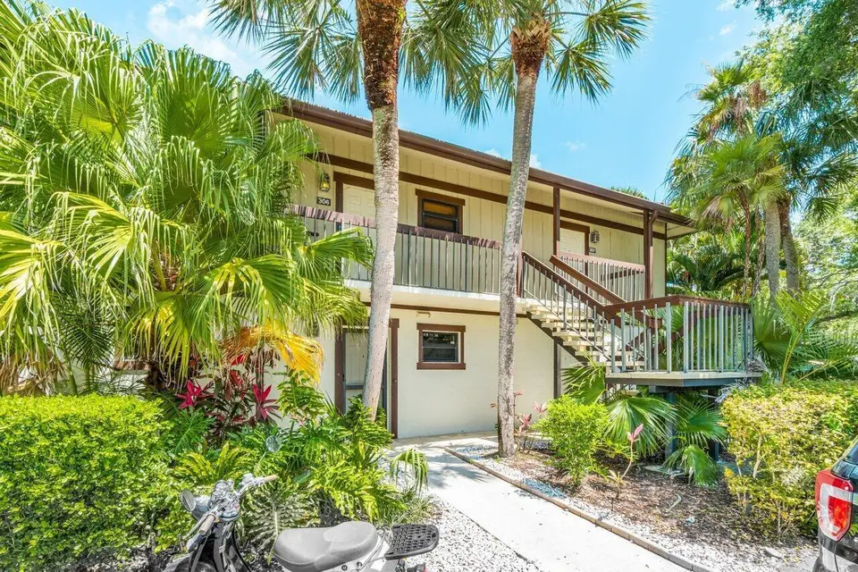 13334 Polo Club Road 206, Wellington, FL 33414 Wellington