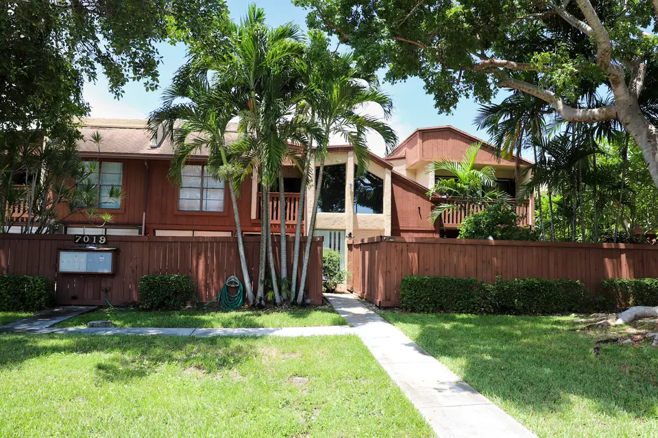 7019 SW 115th Place F31, Miami, FL 33173 Miami