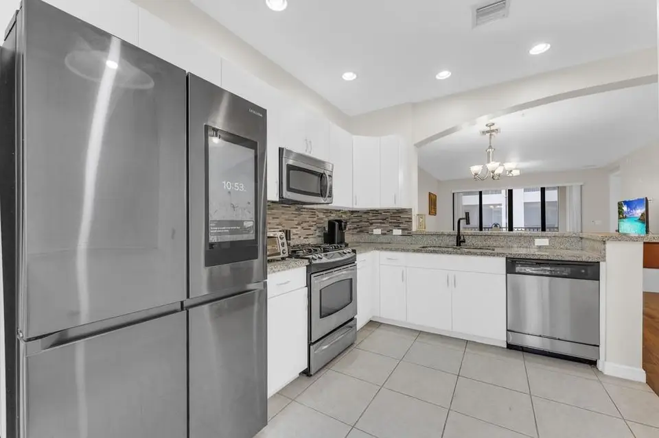 2955 NW 126th Avenue 212-5, Sunrise, FL 33323 Sunrise