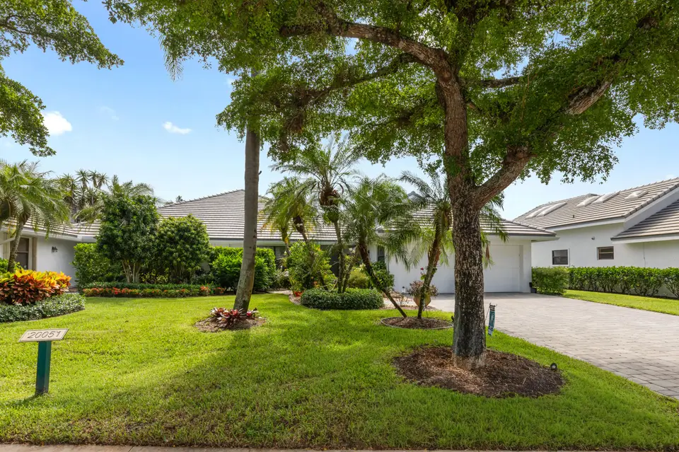 20051 Waters Edge Circle 1304, Boca Raton, FL 33434 Boca Raton