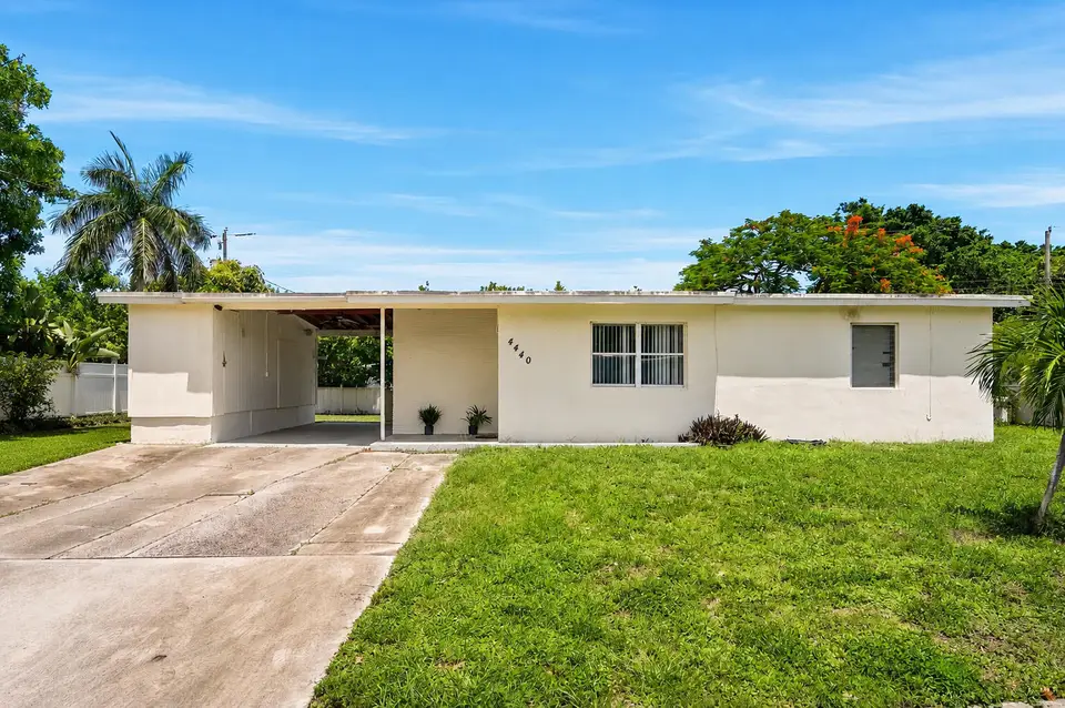 4440 NE 14th Avenue, Pompano Beach, FL 33064 Pompano Beach
