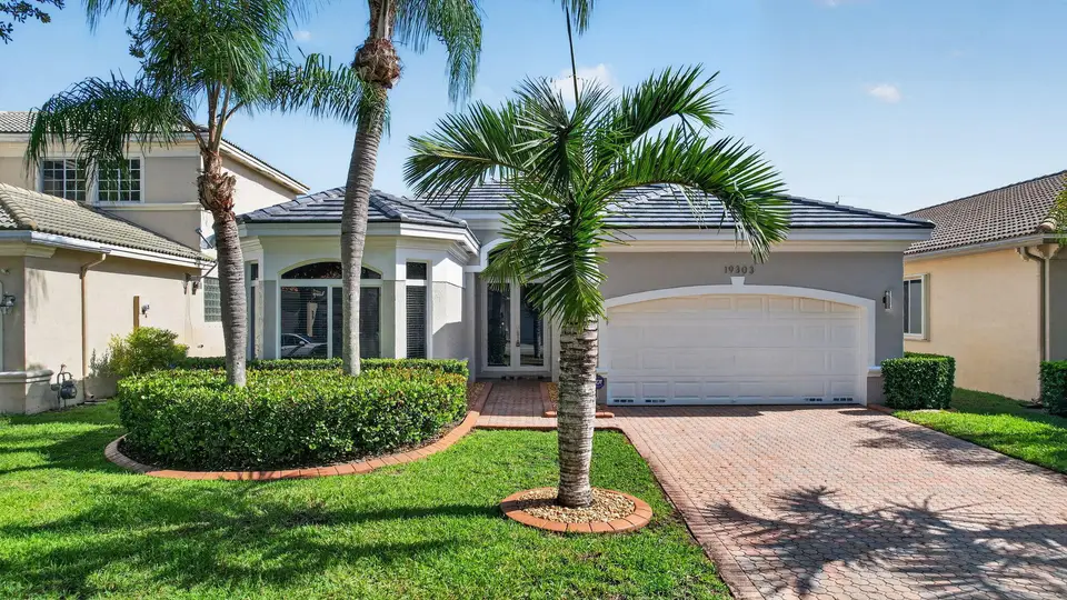 19303 SW 60th Court, Pembroke Pines, FL 33332 Pembroke Pines