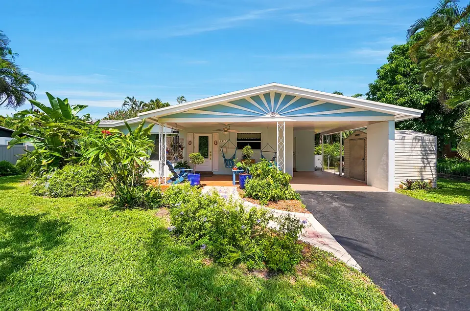 2417 NW 7th Avenue, Wilton Manors, FL 33311 Wilton Manors