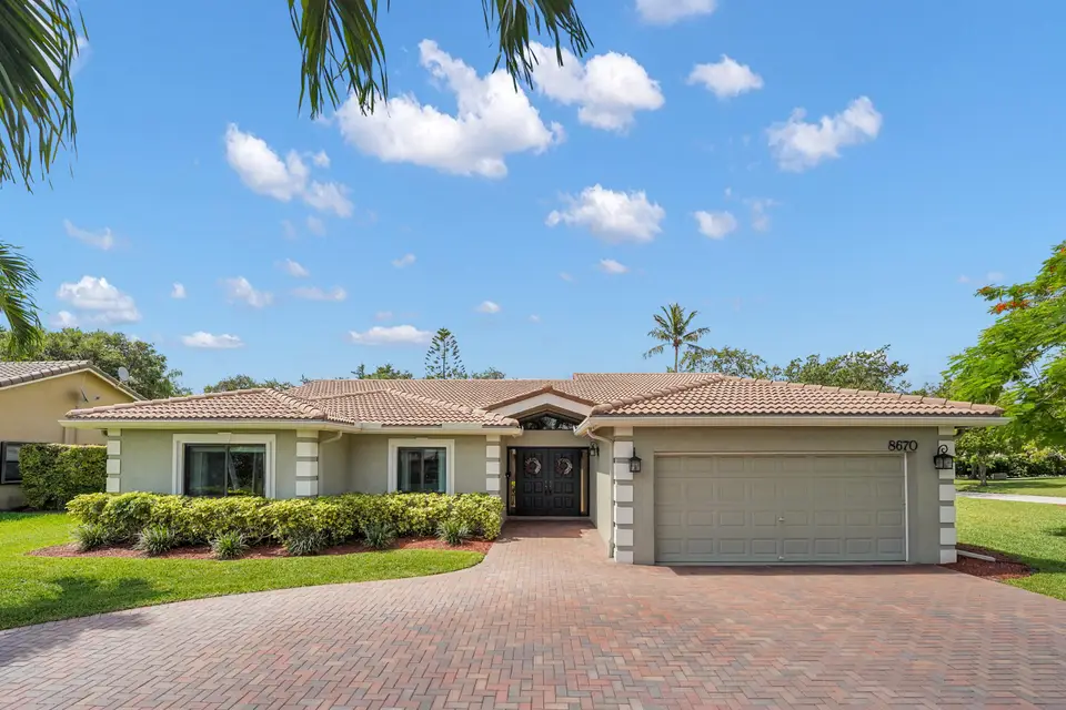 8670 NW 56th Street, Coral Springs, FL 33067 Coral Springs