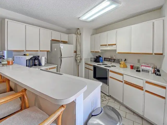 62 Springdale Circle, Palm Springs, FL 33461 Palm Springs
