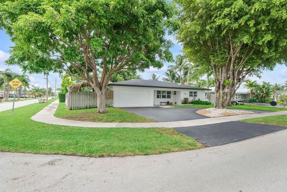 701 SE 5th Court, Pompano Beach, FL 33060 Pompano Beach