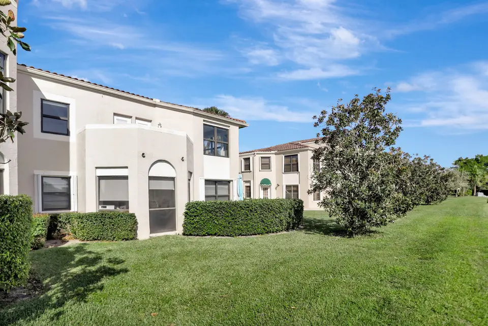 6646 Villa Sonrisa Drive 520, Boca Raton, FL 33433 Boca Raton
