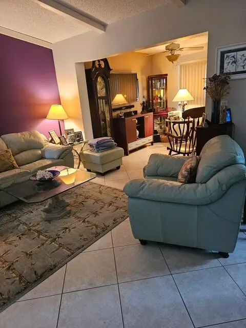 1000067422 (1)