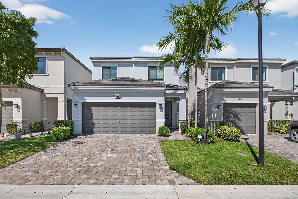 325 NW 33rd Lane, Pompano Beach, FL 33069 Pompano Beach