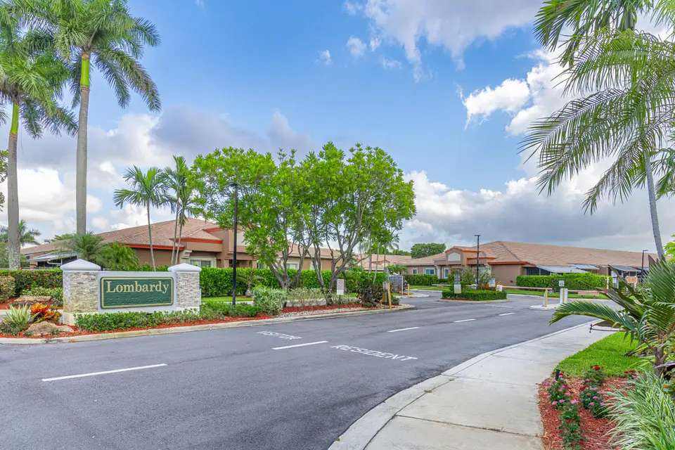 10216 Lombardy Drive, Tamarac, FL 33321 Tamarac