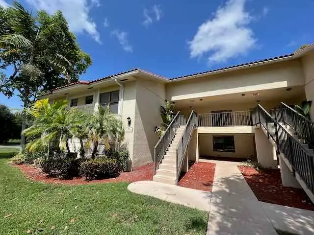 1700 Windorah Way E, West Palm Beach, FL 33411 West Palm Beach