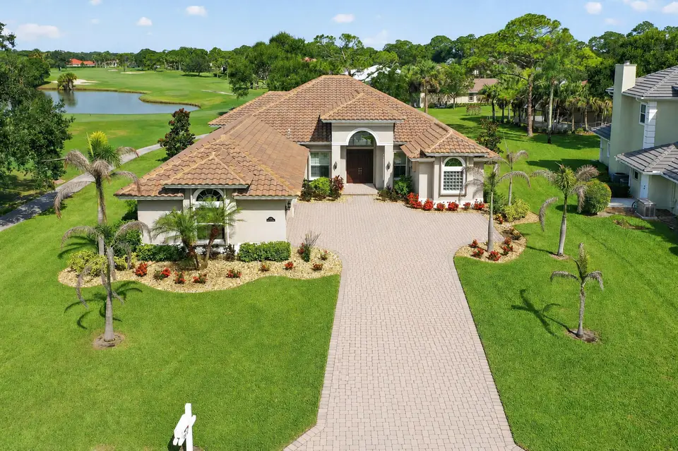 9431 Meadowood Drive, Fort Pierce, FL 34951 Fort Pierce