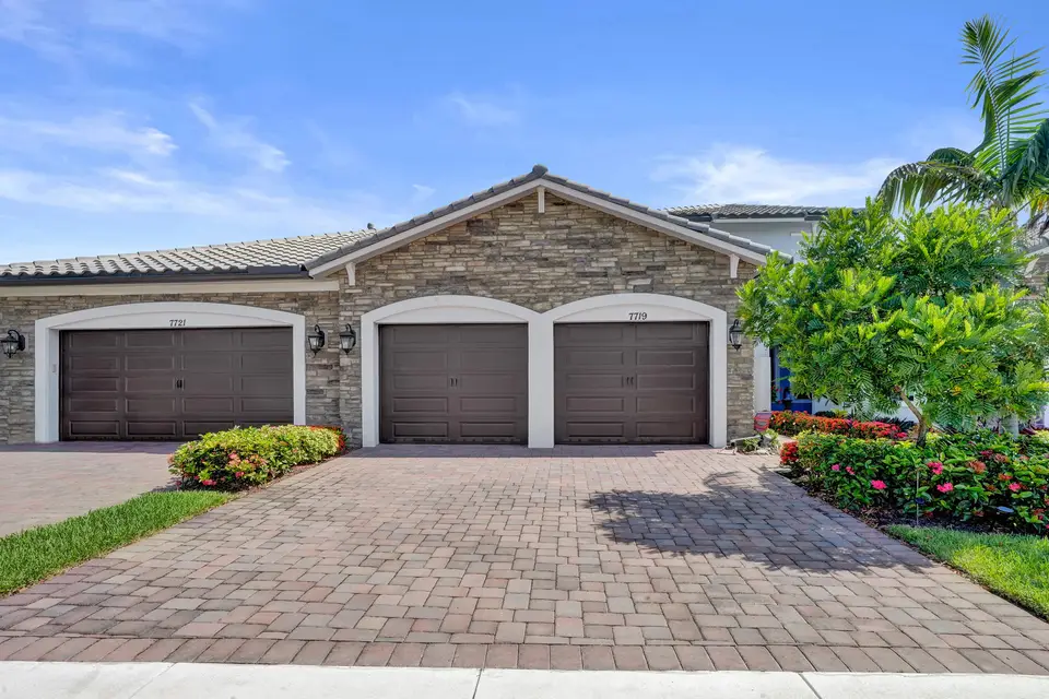 7719 S Blue Spring Drive, Parkland, FL 33067 Parkland