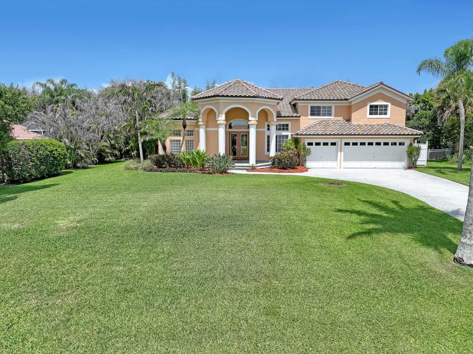 559 SW Squire Johns Lane, Palm City, FL 34990 Palm City