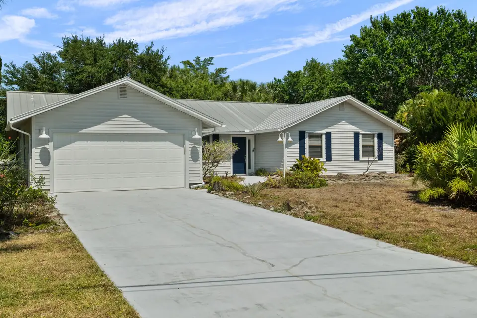700 NW North River Drive, Stuart, FL 34994 Stuart